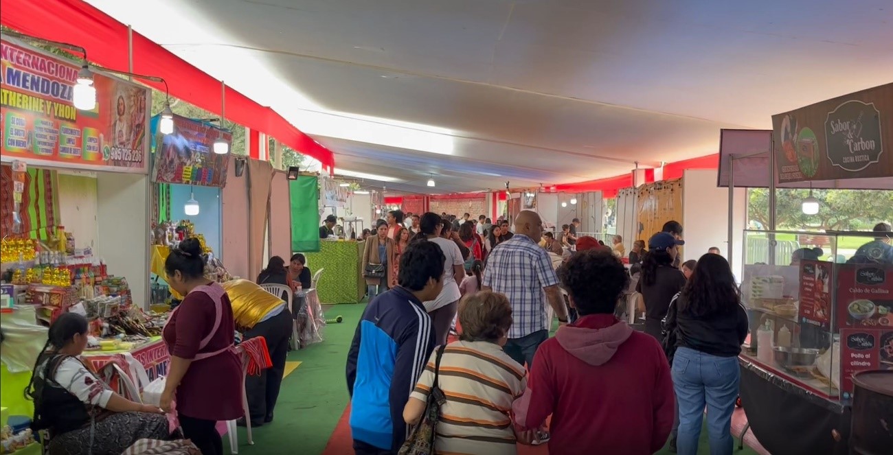 La Feria Nacional de Artesanía reunió a emprendedores de diferentes partes del Perú