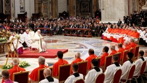 La ceremonia también incluyó a representantes de ciudades como Guayaquil, Santiago de Chile y Porto Alegre. Según el papa Francisco, estos nombramientos reflejan la diversidad y misión global de la Iglesia Católica. Junto a Castillo, figuran líderes religiosos como el arzobispo de Tokio, Tarcisius Isao Kikuchi, y el obispo de la filipina Kalookan, Pablo Virgilio David.