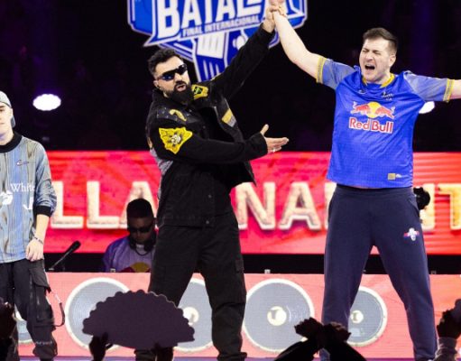 Red Bull Batalla Internacional 2024: Se coronaron dos campeones tras error de la host del evento Polémica en la final. Chuty y Gazir, protagonistas de la polémica decisión en Red Bull Batalla 2024. Foto: El Plural