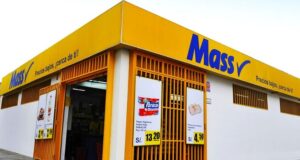 Mass, la bodega que conquistó los barrios peruanos