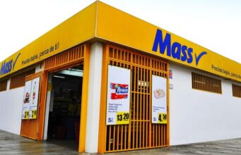 Mass, la bodega que conquistó los barrios peruanos