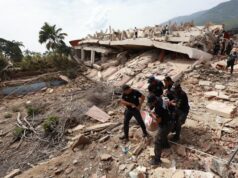 Venezuela eleva a 920 los fallecidos tras los terremotos y continúa la búsqueda de sobrevivientes