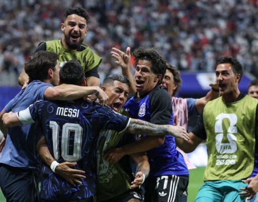 Argentina firma una remontada épica ante Inglaterra y jugará otra final del mundo