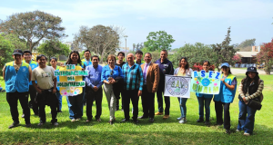 Universitarios transforman espacios verdes en el Día Internacional del Voluntariado