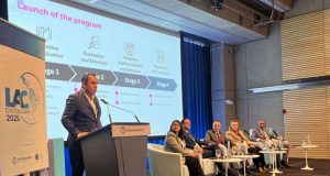 Lanzan iniciativa para que funcionarios peruanos puedan desarrollar habilidades digitales