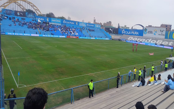Divorcio entre club e hinchada