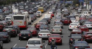 El tráfico vehicular incrementa la contaminación del aire en Lima tráfico vehicular incrementa la contaminación del aire