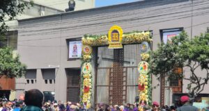 Lima se viste de morado