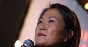 A la cuarta va la vencida