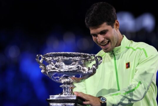 Carlos Alcaraz conquista el Abierto de Australia 2026
