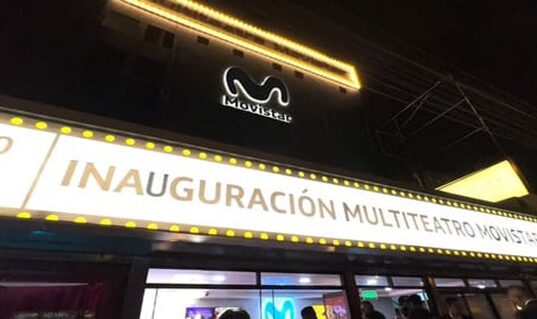 Ricardo Mendoza inaugura el Multiteatro Movistar como nuevo espacio para las artes escénicas
