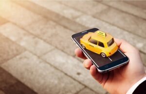 El celular tomó el volante